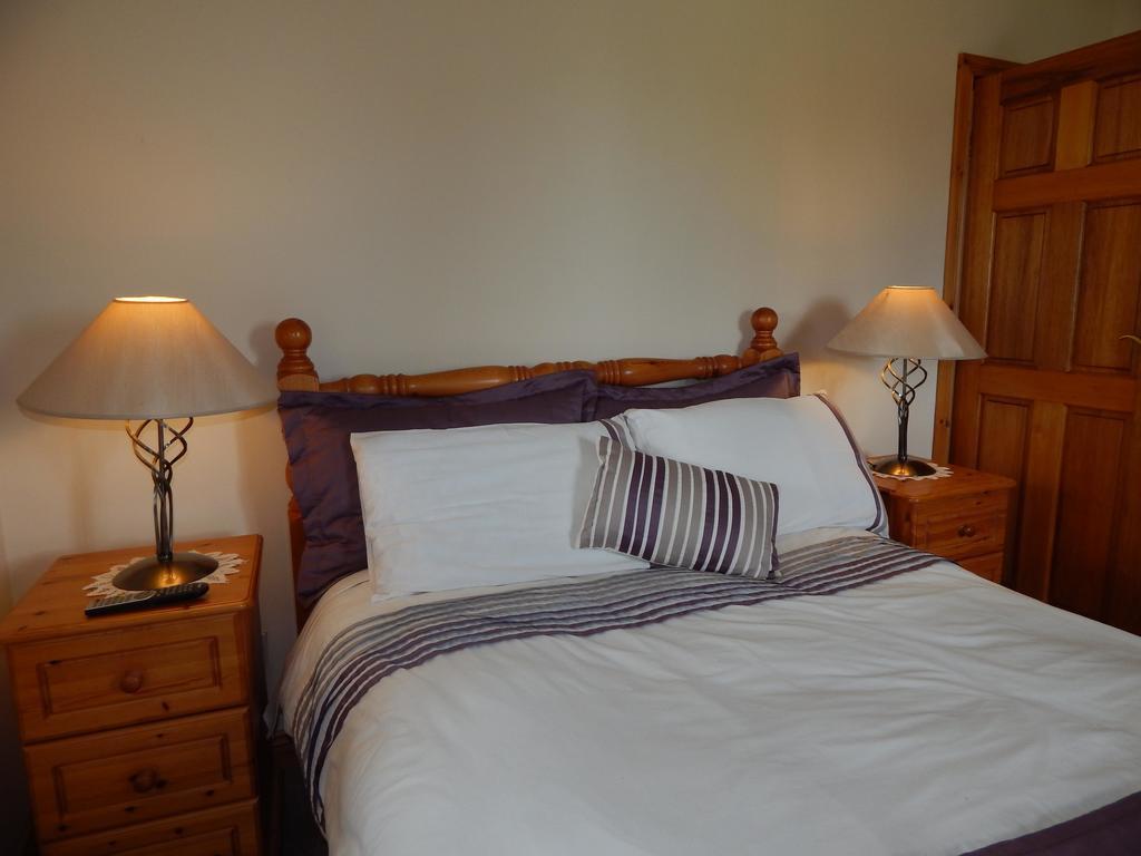 Bed and Breakfast Glencove Енніс Екстер'єр фото