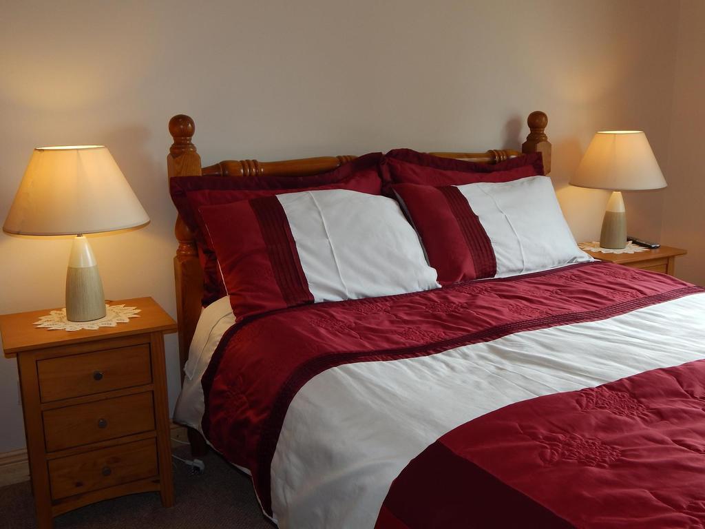 Bed and Breakfast Glencove Енніс Екстер'єр фото